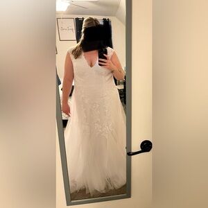 !Brand New! Hebeos Wedding Dress